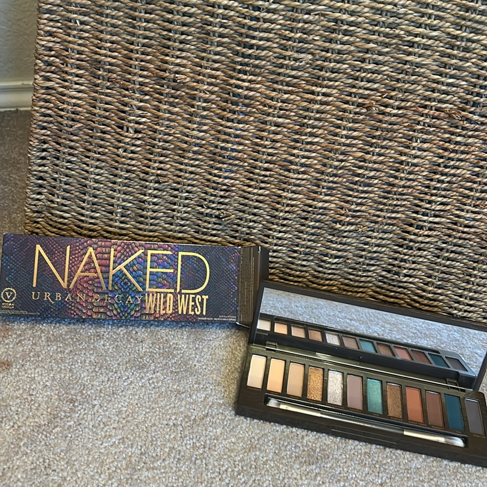 Never used. Naked Wild West TX palette new in box! Wild West. In box w eyebrush. - Picture 3 of 5